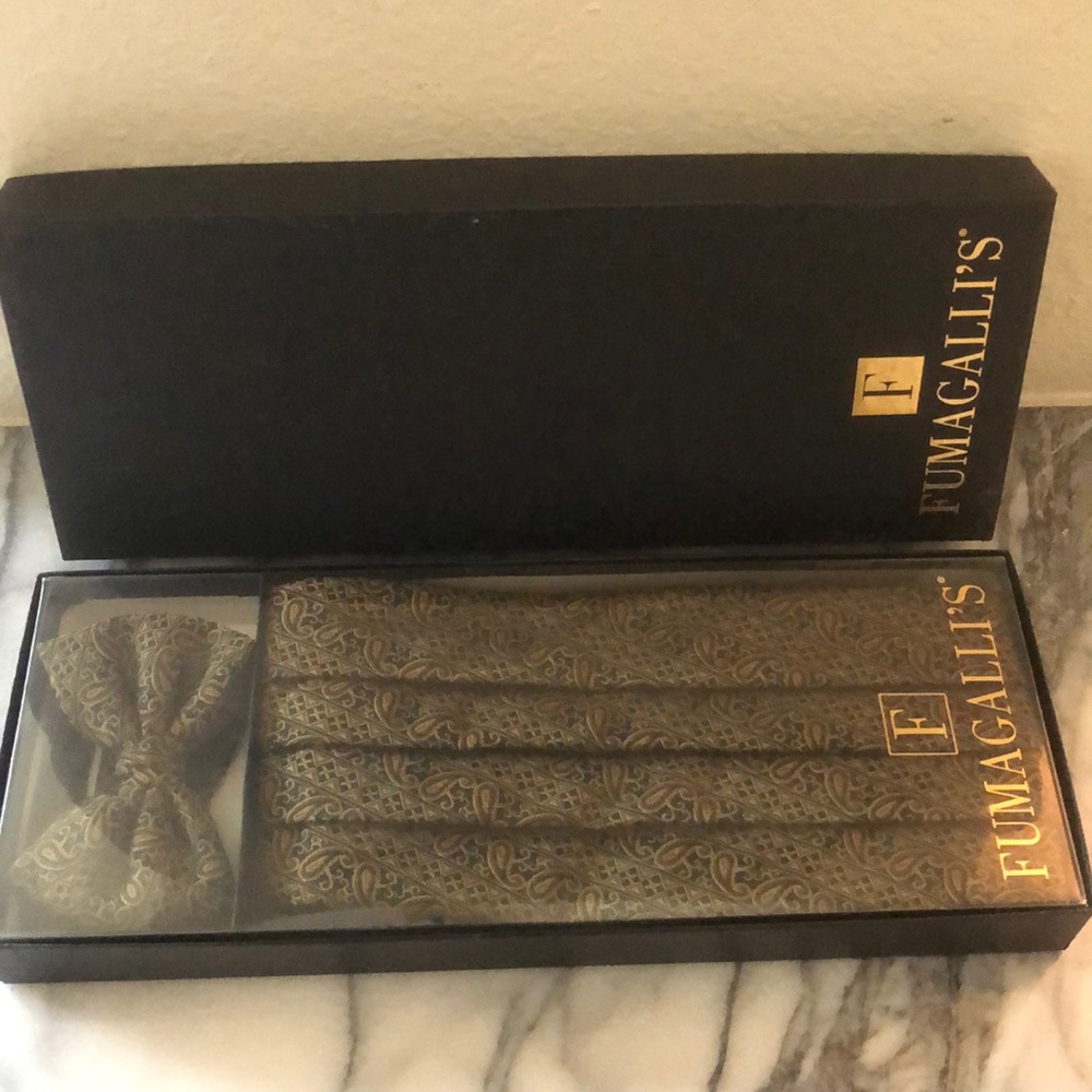 Fumagalli’s Cummerbund and Bow Tie Set